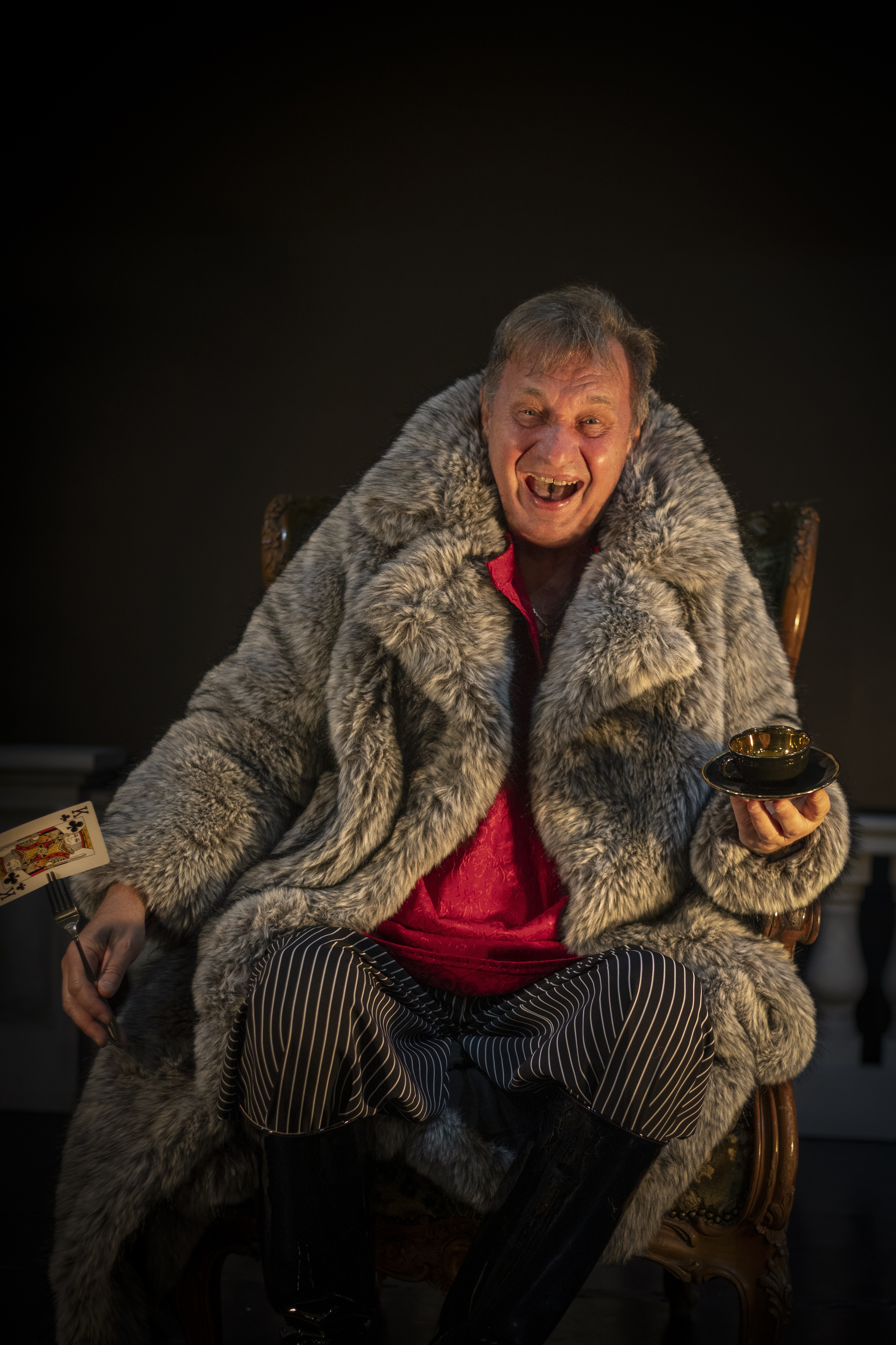 Что наша жизнь? Интерактивная музыкальная комедия «Игра» в Екатерининском собрании1