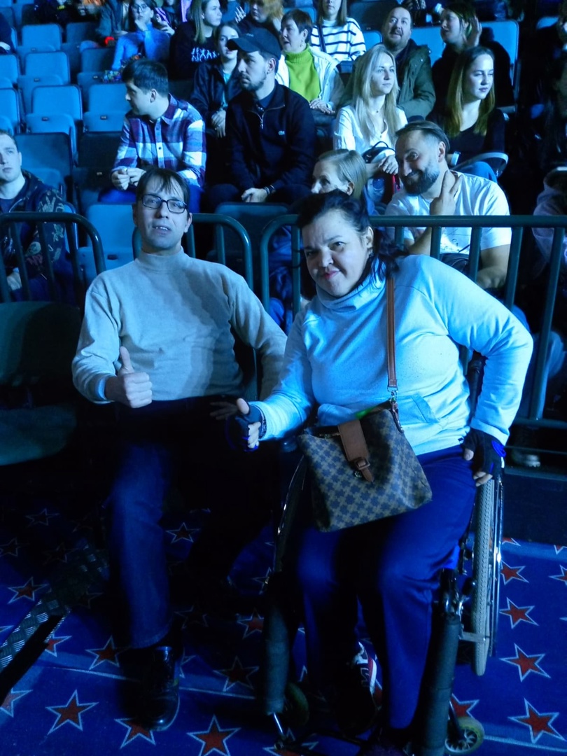 Участники проекта «Многомерность культуры» посетили концерт группы the Hatters3