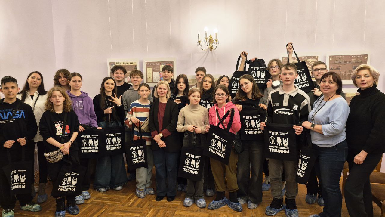 В Северной столице школьники с нарушением слуха смогут обучиться профессии экскурсовода