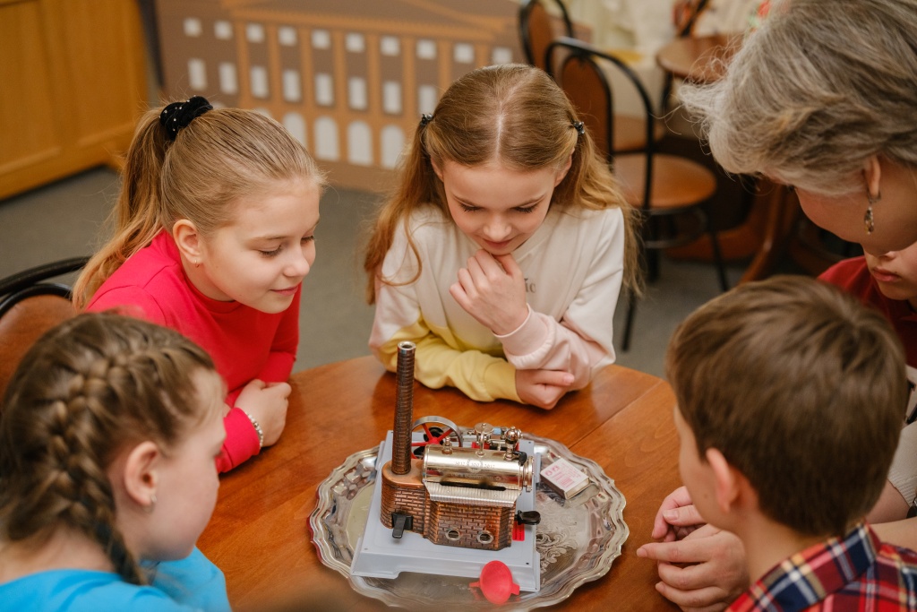 Гатчина приглашает провести каникулы во дворце4