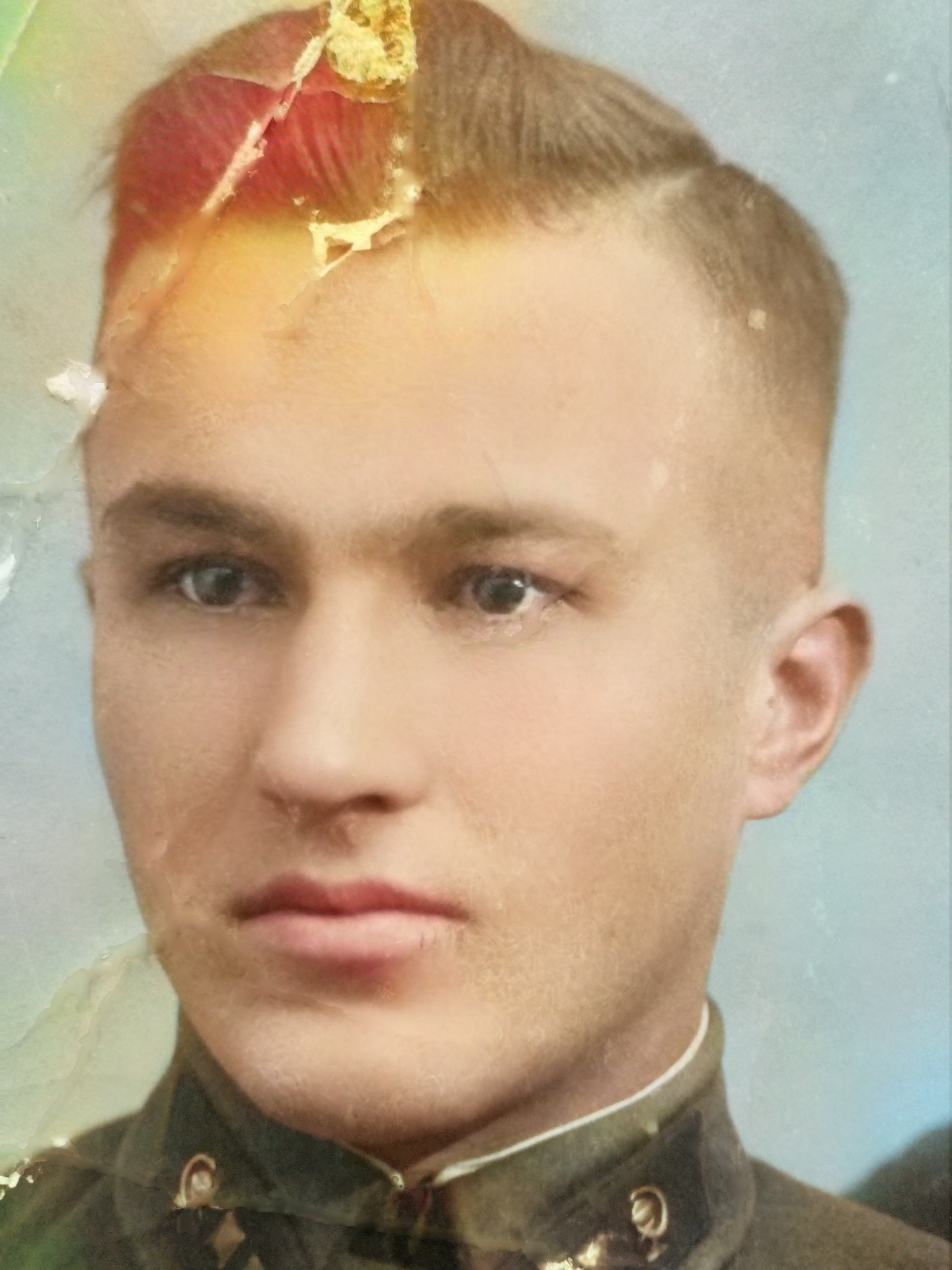 «Военная история моей семьи. Реликвия»: семейные фотографии Андрея Бондарчука1