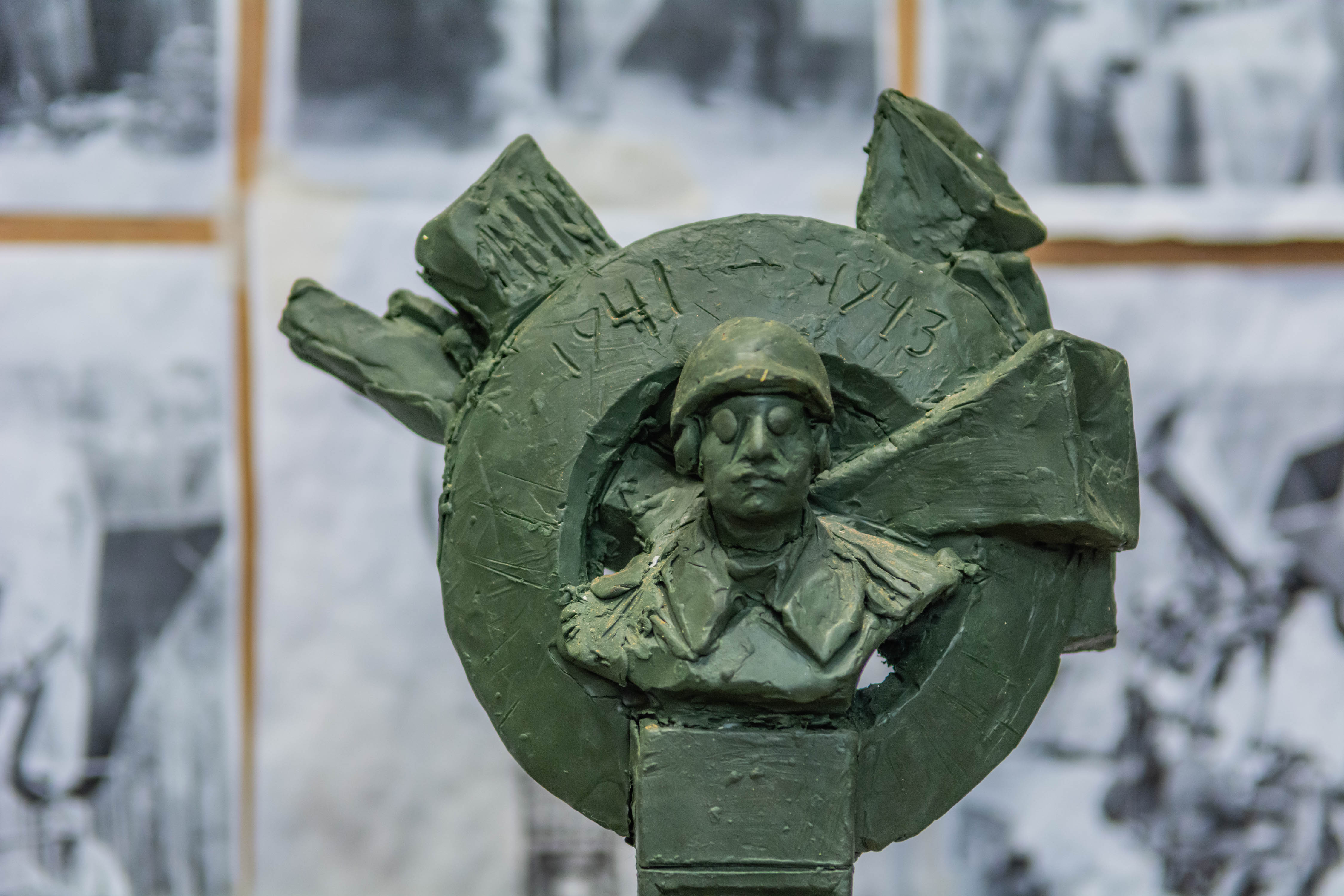 Апостолам блокадного неба посвящается2