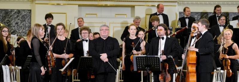 Симфонический оркестр Санкт-Петербурга и Сергей Стадлер. Фото заставки предоставлено пресс-службой СПб ГБУК «Петербург-концерт». Правообладатель: «Петербург-концерт». Симфонический оркестр Санкт-Петербурга и Сергей Стадлер. Фото заставки предоставлено пресс-службой СПб ГБУК «Петербург-концерт». Правообладатель: «Петербург-концерт».