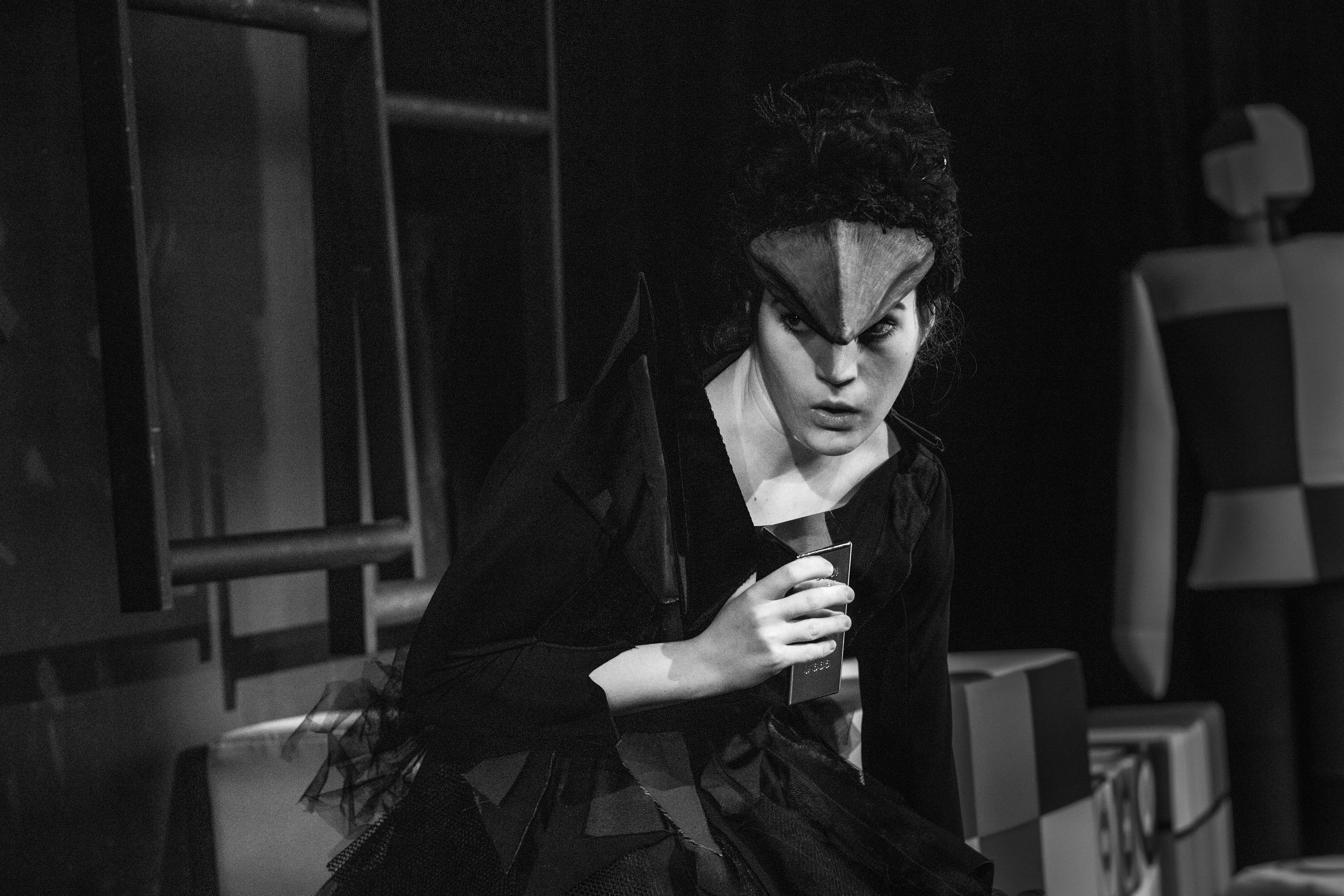 В театре кукол «Бродячая собачка» презентуют «Оксюморон»2