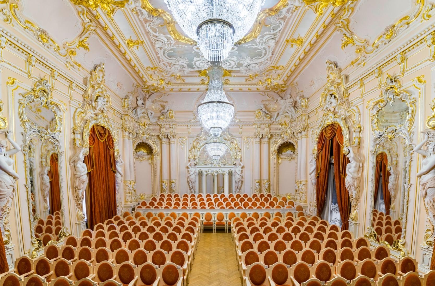 Театр «Санктъ-Петербургъ Опера» 1