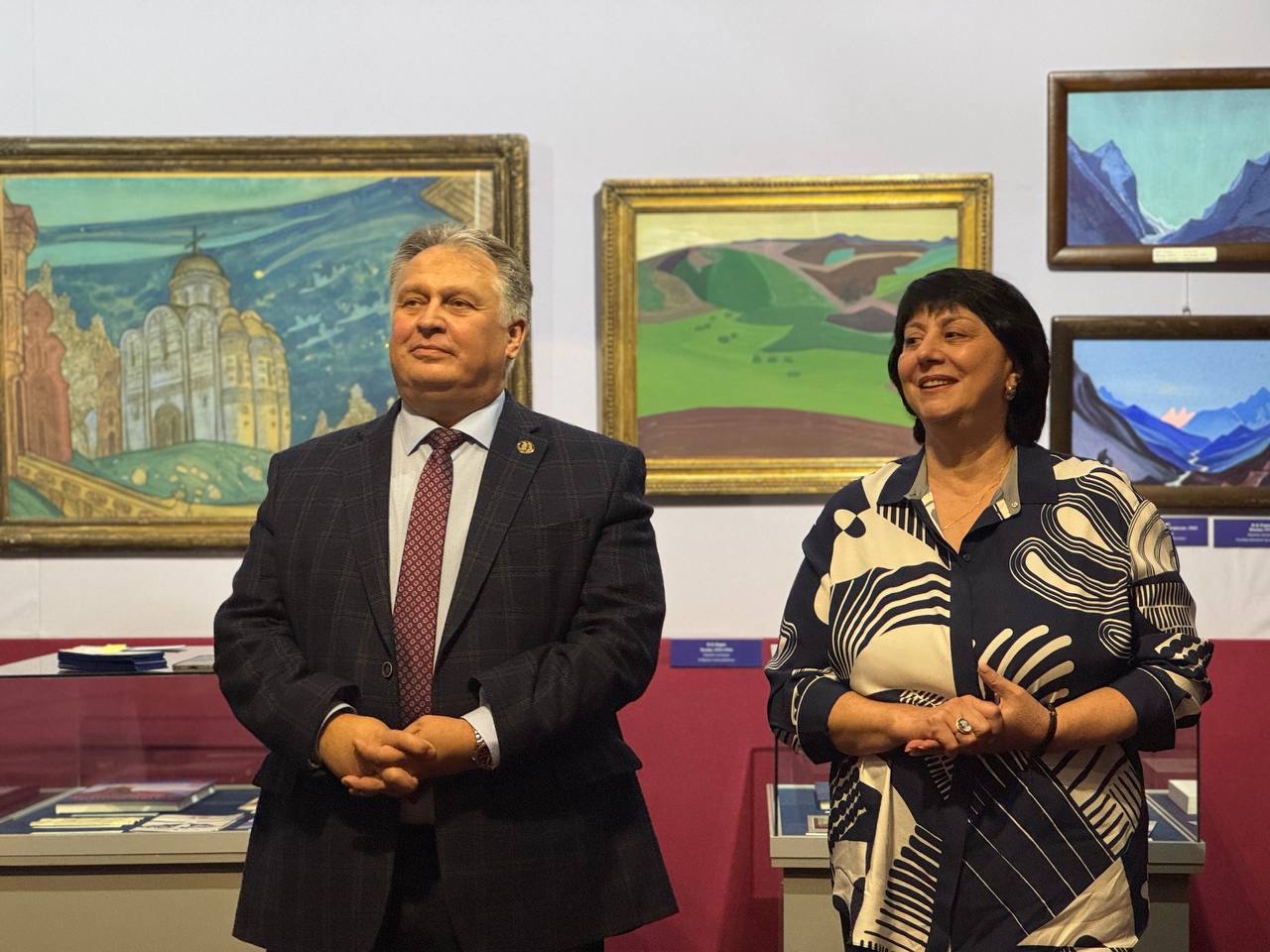 Первокурсников художественного училища имени Рериха посвятили в студенты1