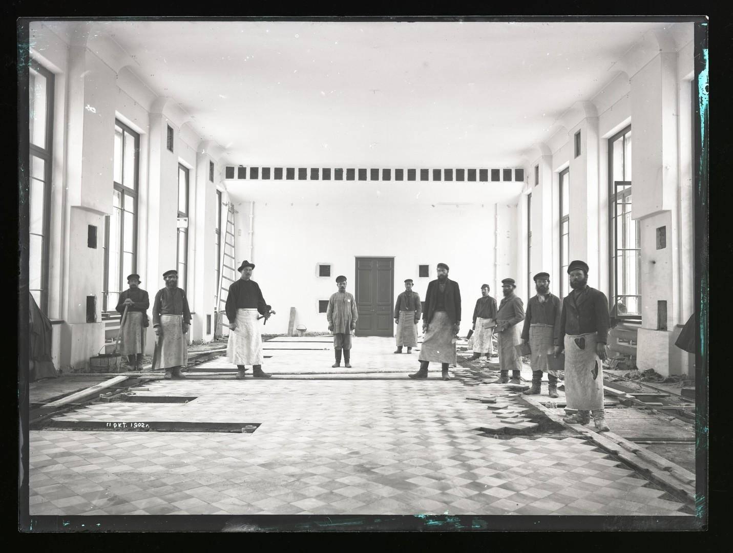 Выставка «Петербургский Политех — 125 лет»