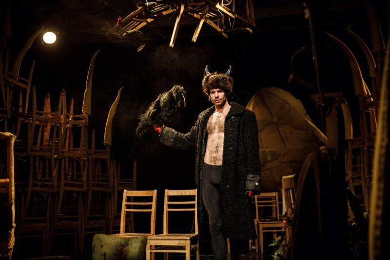 Спектакль «Шатуны» в Балтийском доме