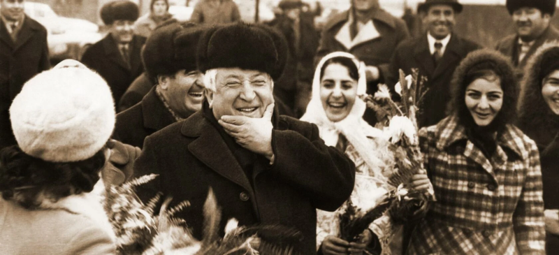 100 лет Расулу Гамзатову: мероприятия в Петербурге 100 лет Расулу Гамзатову: мероприятия в Петербурге