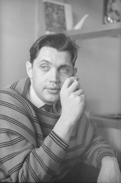 Роберт Рождественский: Неправда, что время уходит. Это уходим мы