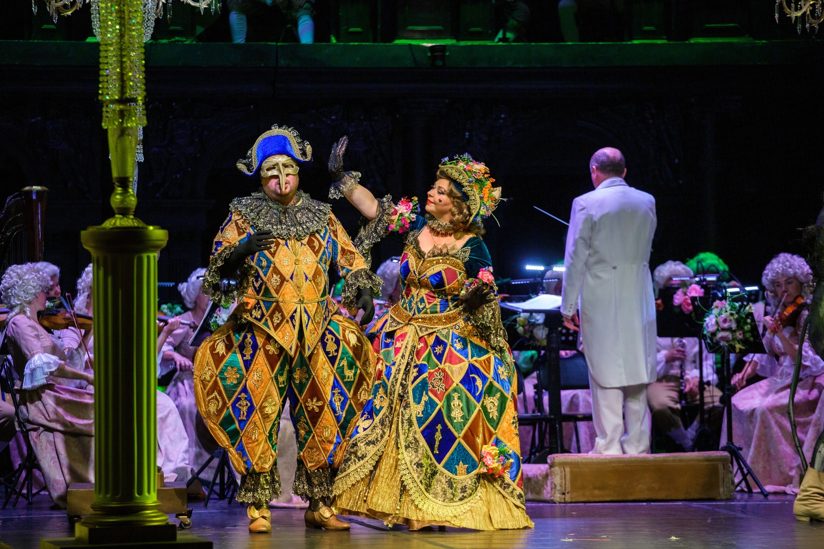 Театр «Санктъ-Петербургъ Опера» устроит дворцовую феерию