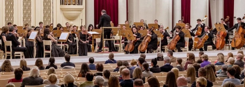 Губернаторский симфонический оркестр Санкт-Петербурга. Фото: vk.com/gorkovenkofest Губернаторский симфонический оркестр Санкт-Петербурга. Фото: vk.com/gorkovenkofest