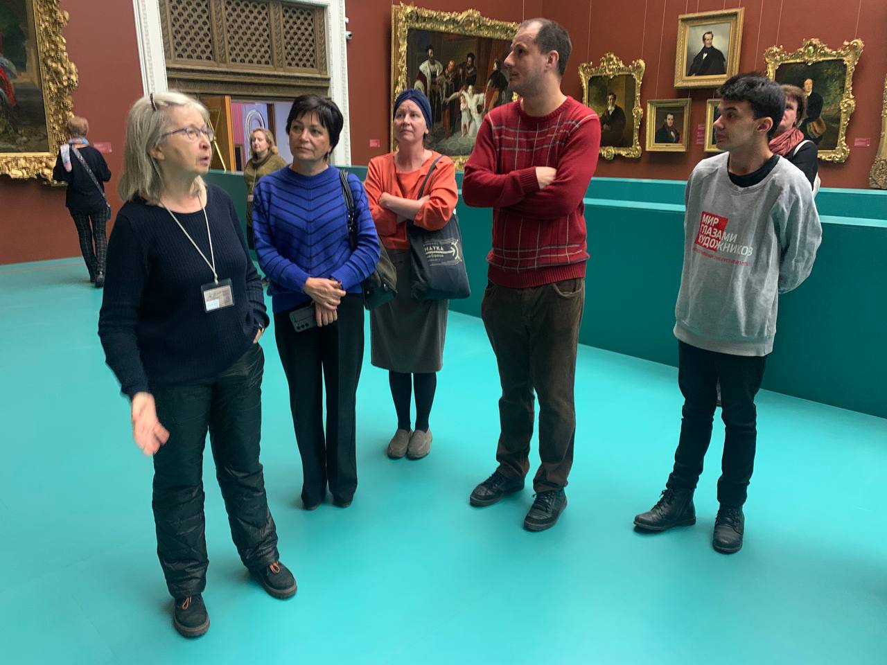 Участники проекта «Многомерность культуры» посетили выставку «Великий Карл»3