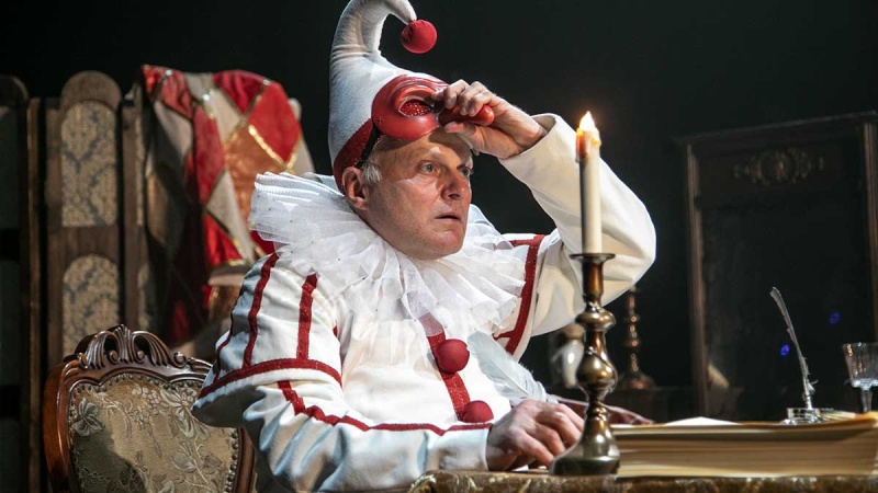 Спектакль «Кабала святош» в Молодежном театре на Фонтанке