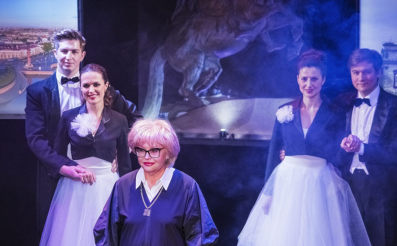 Правообладатель фотографий: Театр у Нарвских ворот.