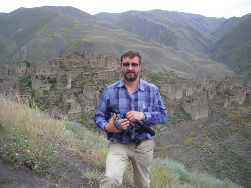 Петербургский режиссер Николай Макаров рассказал, как проходили съемки фильмов на Кавказе