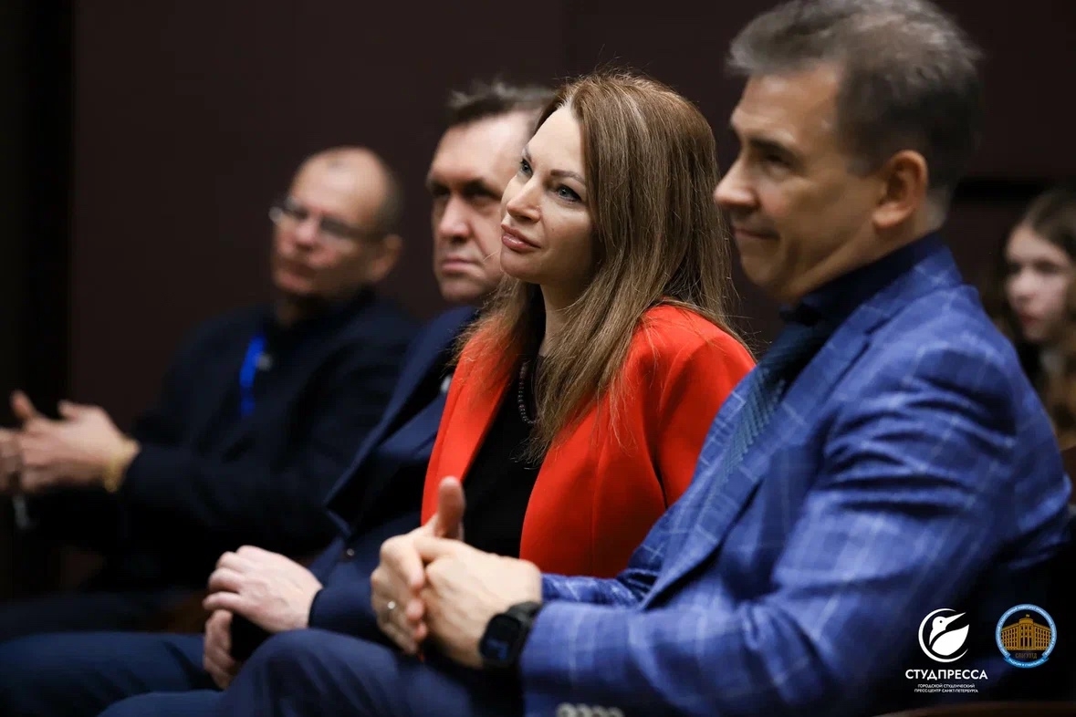 «Будущие акулы пера» обсудили перспективы молодёжных СМИ2