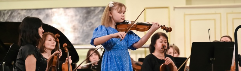 Фото заставки: Детский композиторско -исполнительский конкурс имени Андрея Петрова «Бывает всё на свете хорошо». Фото предоставлено пресс-службой Фонда композитора Андрея Петрова. Правообладатель: Фонд композитора Андрея Петрова.