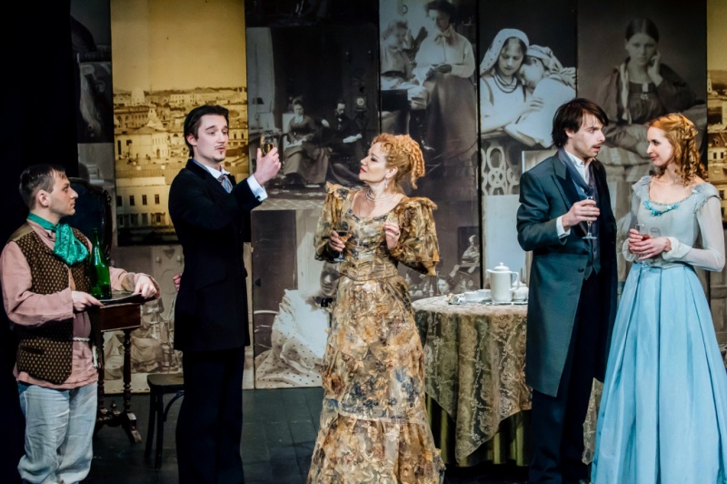 Спектакль «Женитьба Белугина» в Балтийском доме