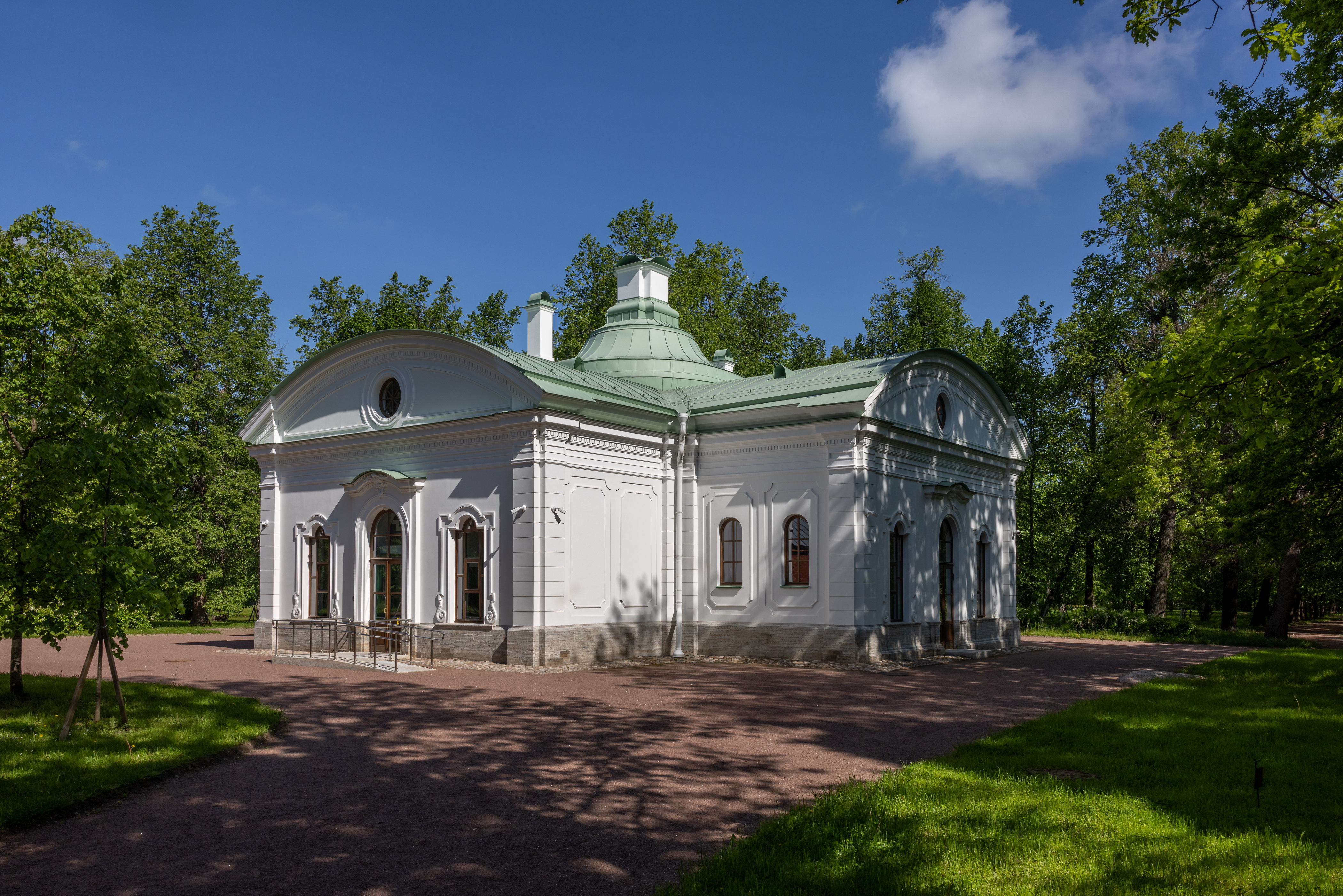 В Петергофе бесплатно покажут «Китайскую кухню» 1