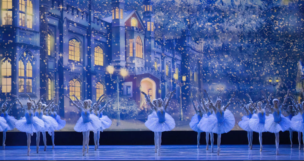 Screenshot 2025-12-10 at 17-20-29 Щелкунчик Театр в кино в Санкт-Петербурге TheatreHD.png