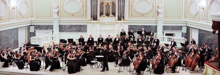 Губернаторский симфонический оркестр Санкт-Петербурга под управлением Антона Лубченко. Фото предоставлено организаторами Петербургского музыкального фестиваля им. С.К. Горковенко. Правообладатель: Оргкомитет фестиваля. 