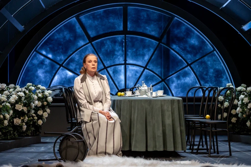 Новая работа Семёна Спивака позволяет посмотреть на главную героиню другими глазами. Фото: Юлия Кудряшова.