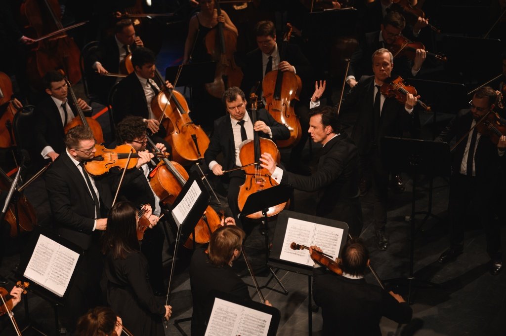 Оркестр musicAeterna 