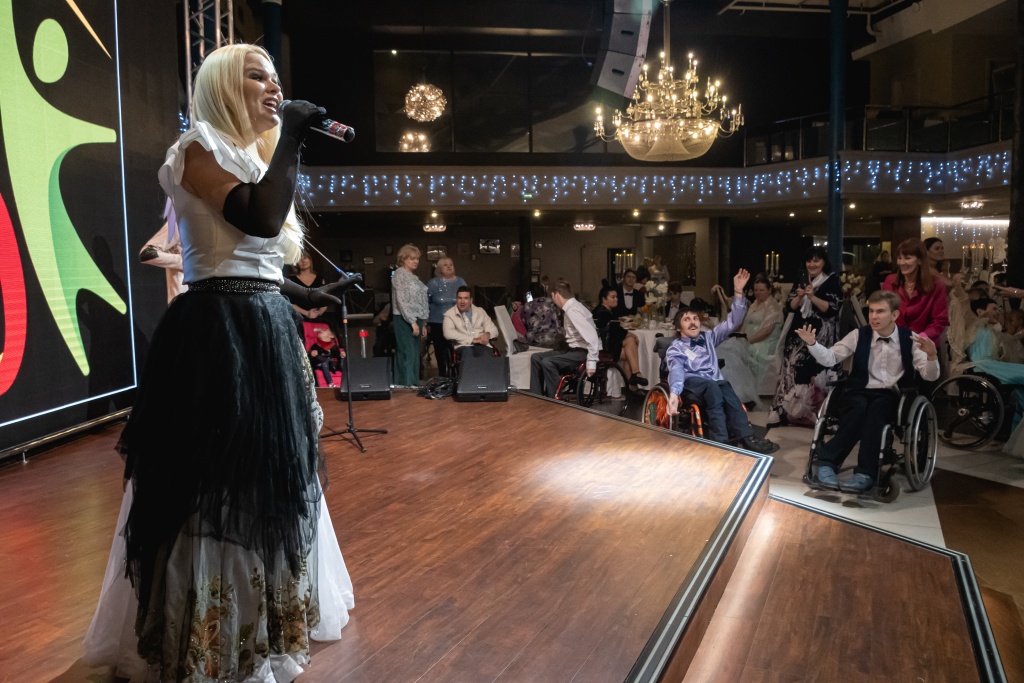 XI бал на колясках. Фото: Ирина Иванова. Правообладатель: Институт культурных программ.