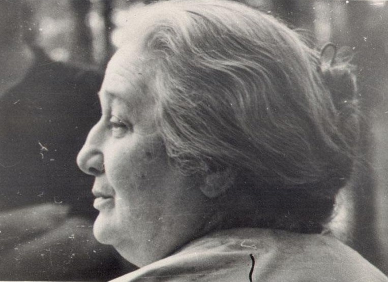 Анна Андреевна Ахматова. Комарово, лето 1963 г. Фото: Иосифа Бродского. Из коллекции Музея Анны Ахматовой в Фонтанном Доме. Анна Андреевна Ахматова. Комарово, лето 1963. Фото: И.А. Бродского. Из коллекции Музея Анны Ахматовой в Фонтанном Доме.