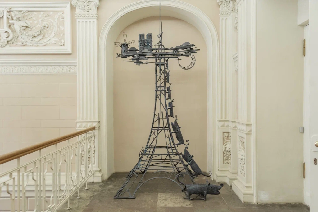 А этой башни любят фотографироваться зрители. Фото: Ирина Иванова. 