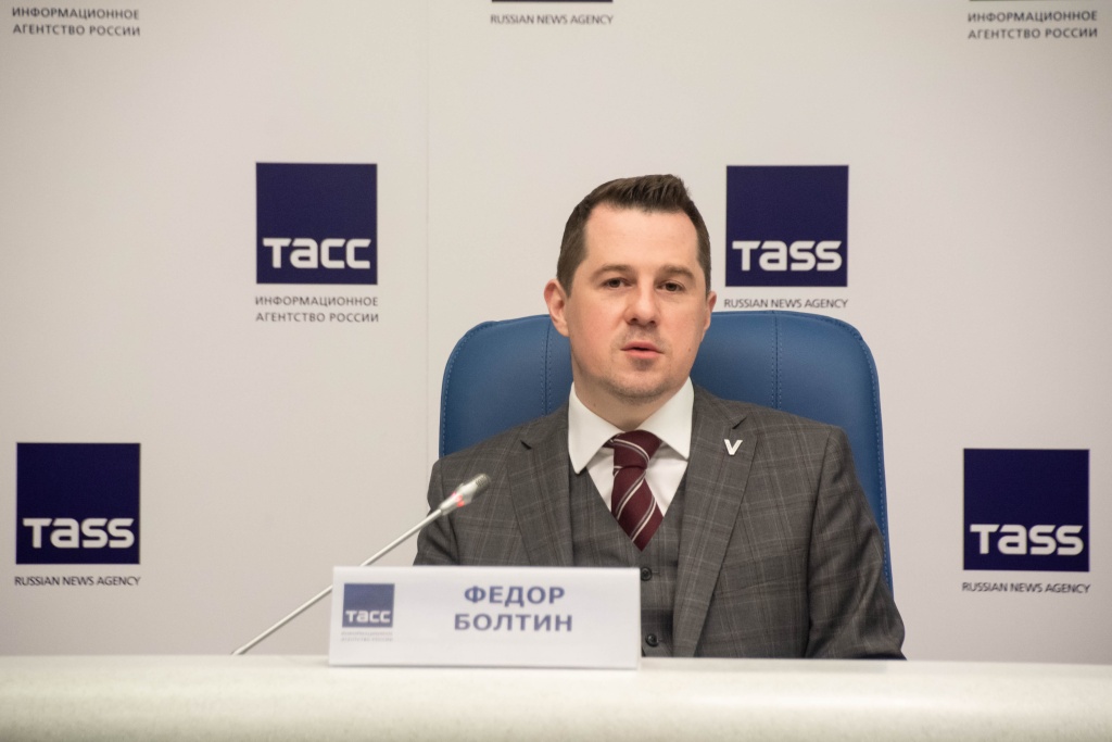 Фёдор Болтин посоветовал всем составить свою индивидуальную культурную программу посещений мероприятий. Фото: Ирина Иванова. 