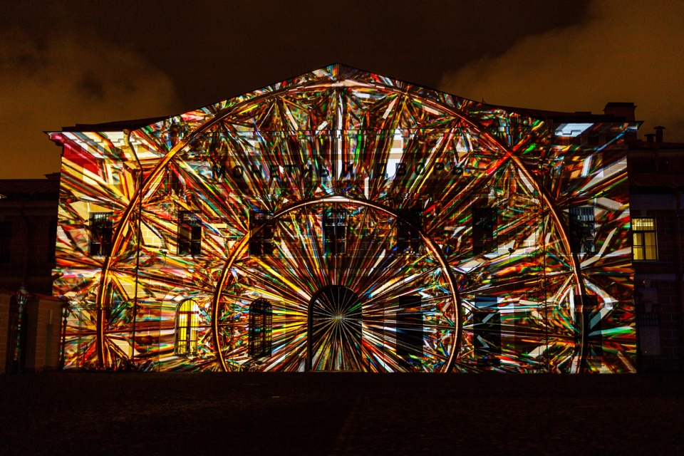 Правообладатель: Комитет по развитию туризма Санкт-Петербурга.