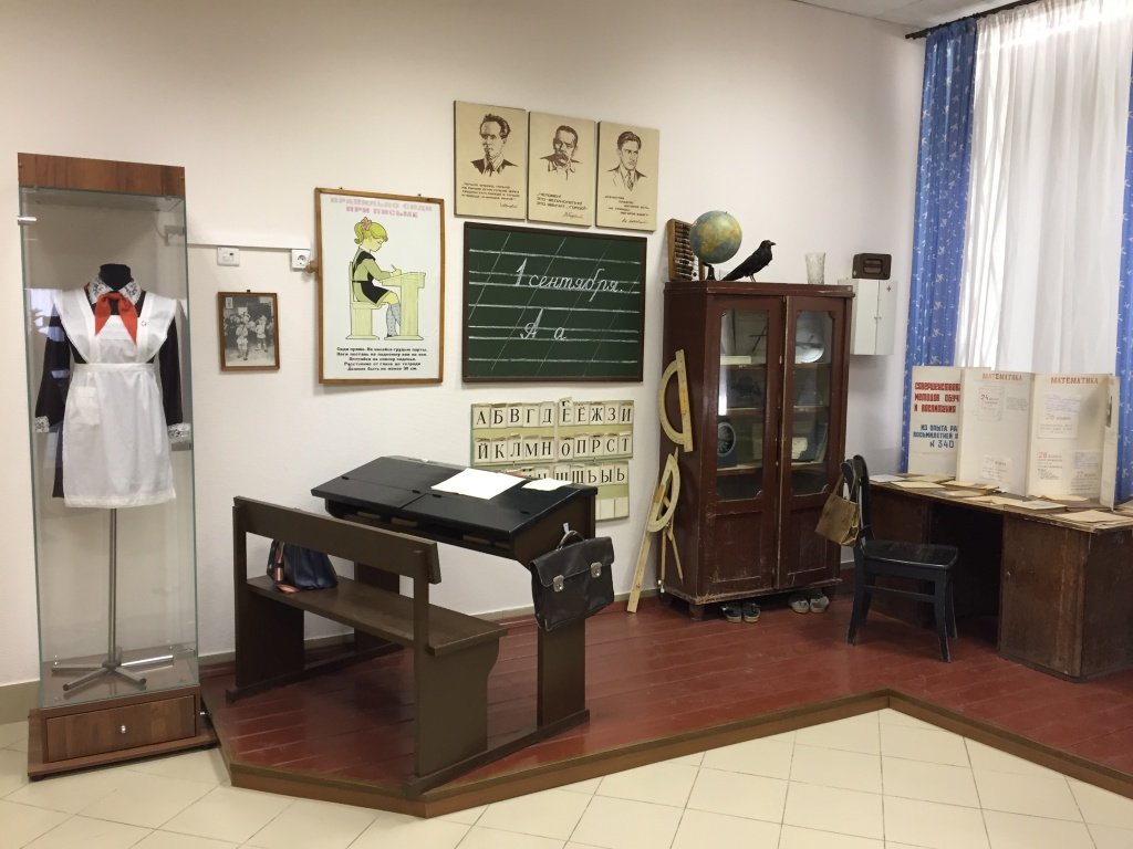 Экспозиция «Комната Ольги Берггольц». Источник: school340.ru