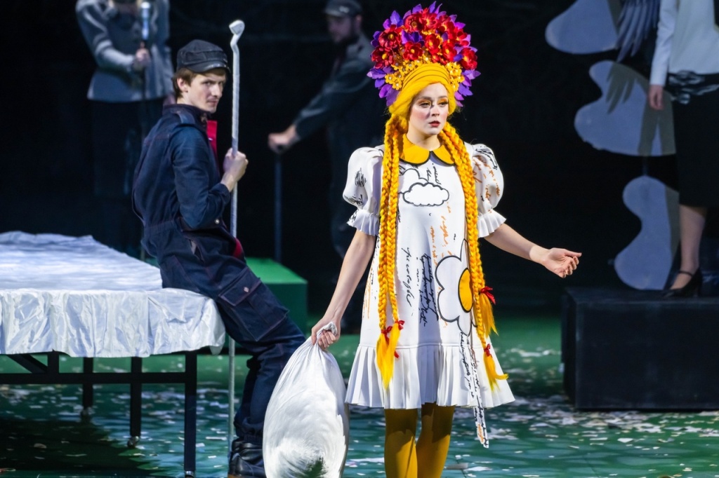 Спектакль «Руслан и Людмила» в Александринском театре. / Фото: vk.com/alexandrinskytheater. cmvzezIsSTg.jpg