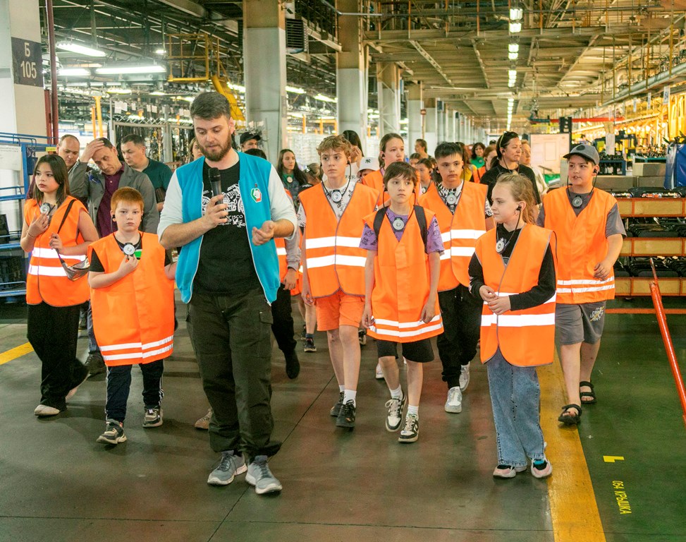 День открытых дверей прошел на заводах «КАМАЗа». Правообладатель: ПАО «КАМАЗ».