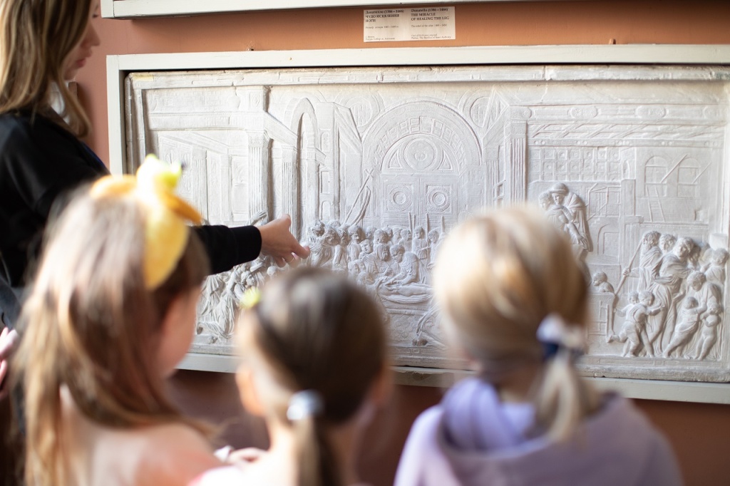Фото: kids.artsacademymuseum.org. Правообладатель: Научно-исследовательский музей при Российской Академии художеств. 1c4a6705-1-1.jpg