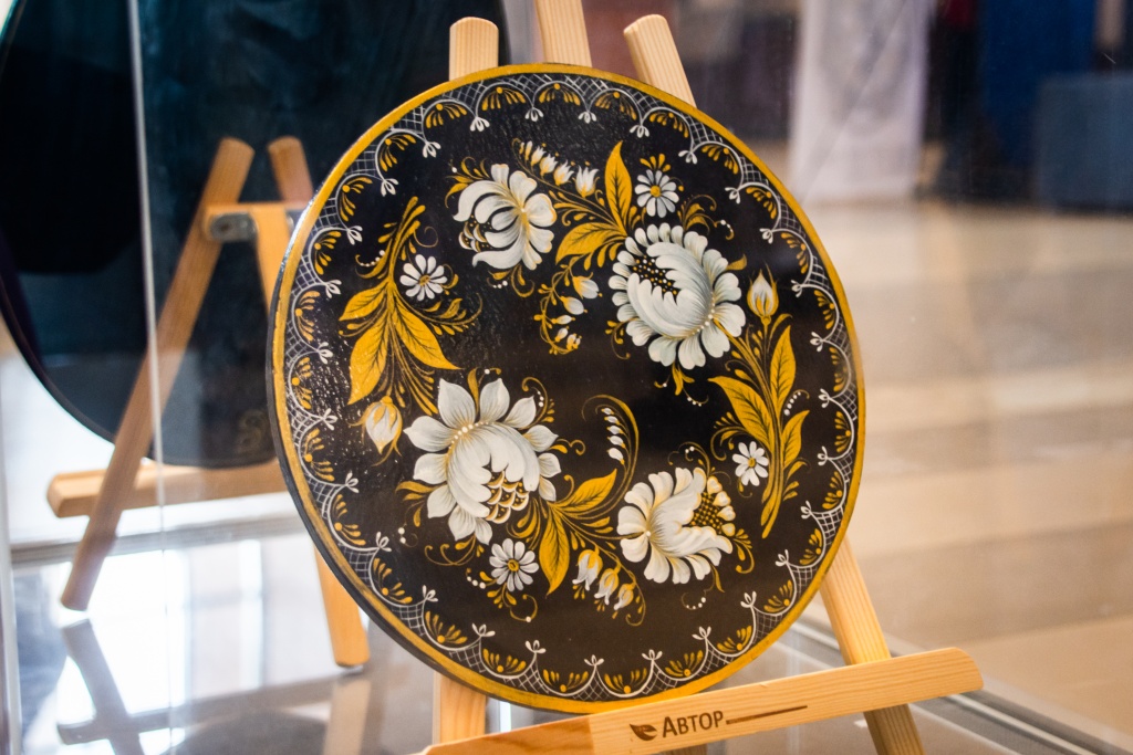 Автор росписи: Галина Носкова. Фото: Ирина Иванова.