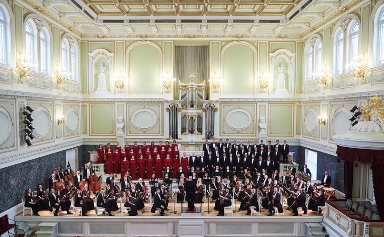 Хор и Симфонический оркестр Капеллы. Источник: vk.com/spb_capella. Правообладатель: Государственная академическая капелла Санкт-Петербурга.