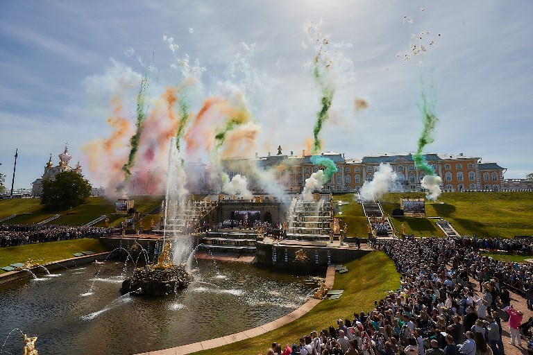 Весенний праздник фонтанов в Петергофе. Фото предоставлено организаторами. Правообладатель: ГМЗ «Петергоф».