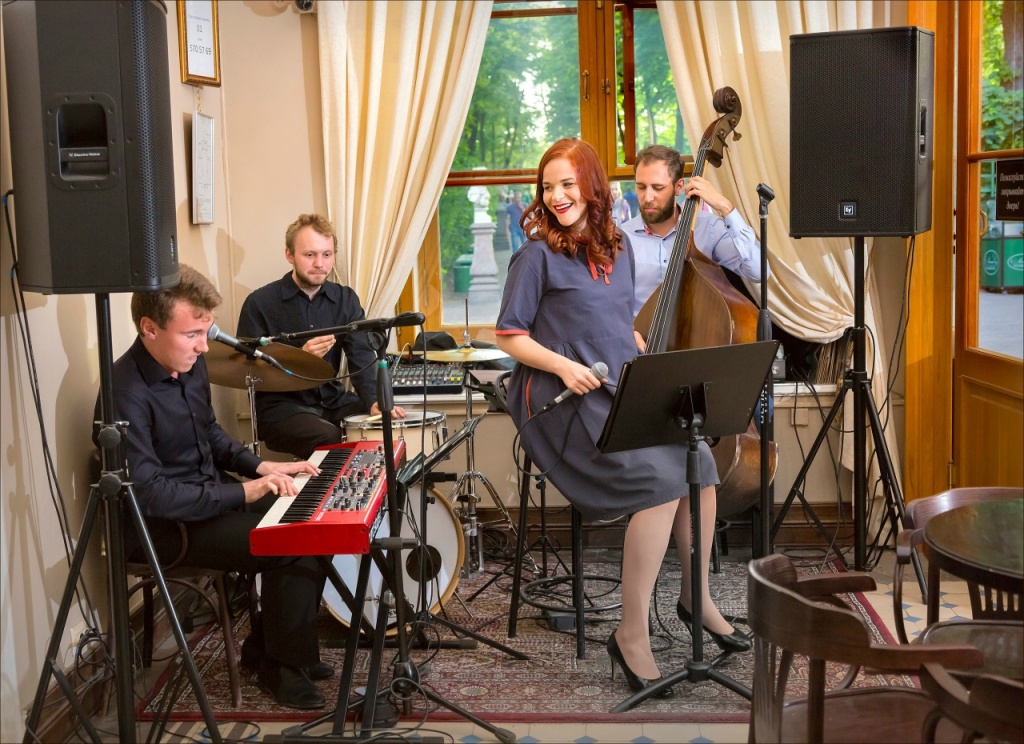 ew7AzD8w39CVyh09wzruLNR1NEyEY_kcS_tK (1).jpg