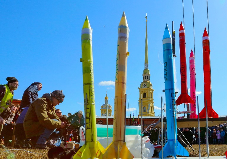 День космонавтики 2024. Показательные старты моделей ракет. Фото: fkr.spb.ru 