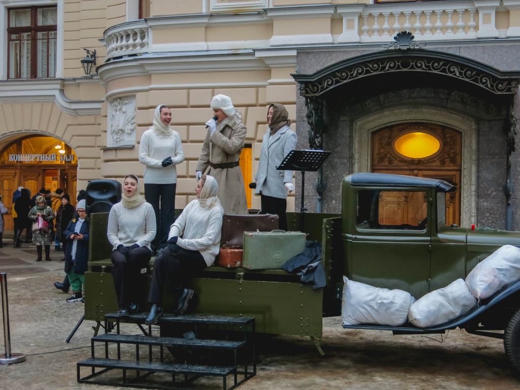 Концерт в Парадном дворе Капеллы ко Дню снятия Блокады Ленинграда. Фото: Ирина Иванова. 