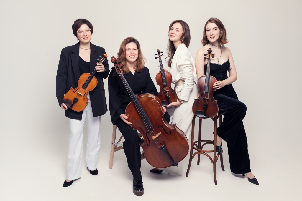 Intelligent Quartet. Intelligent Quartet.