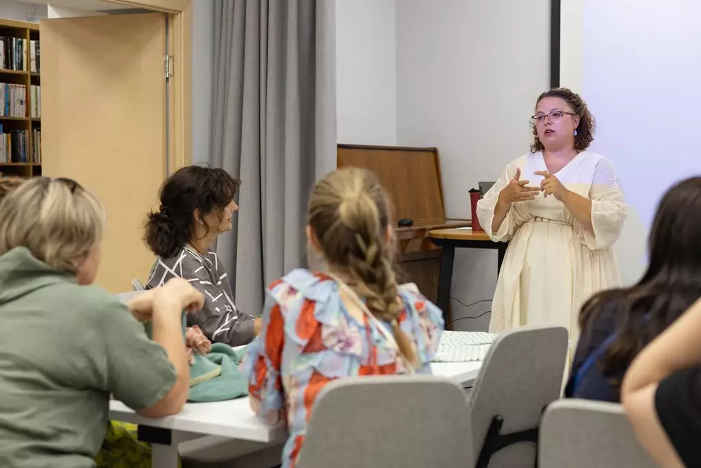 Правообладатель: МЦБС им. М.Ю. Лермонтова.