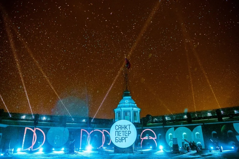 Фестиваль «Чудо света» (2024). Фото предоставлено организаторами. Правообладатель: Комитет по развитию туризма Санкт-Петербурга. Фестиваль «Чудо света» (2024). Фото предоставлено организаторами. Правообладатель: Комитет по развитию туризма Санкт-Петербурга.