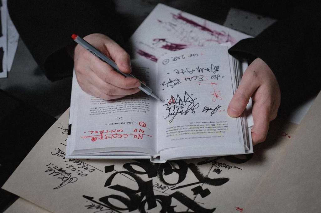 Покрас Лампас за работой. 