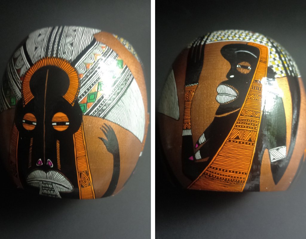 Автор: Ксения Лаврова. Серия деревянных бесшовных браслетов «Африка». Высота 7 см. Акрил, тушь, перо, лак строительный. 2021. ДПИ