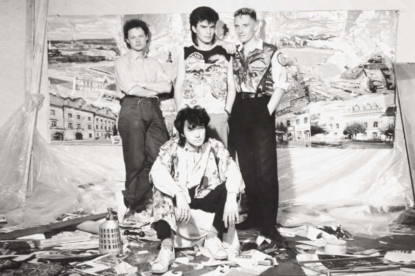 Едыге Ниязов. Портрет группы «Кино». 1985. Желатино-серебряный отпечаток Едыге Ниязов. Портрет группы «Кино». 1985. Желатиносеребряный отпечаток