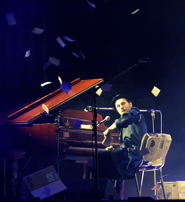 Правообладатель: vk.com/billysband.theatre. 2 (1).jpg